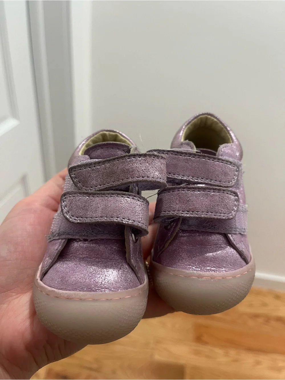 Naturino Cocoon Celeste Lilac size 19 EU/4 US